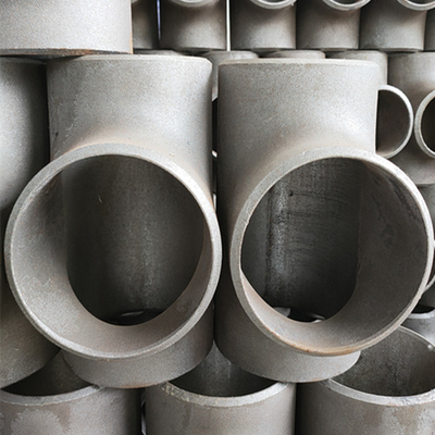 Black Pipe Reducing Tee Seamless Buttweld Fitting Sch40 Sch180 Q235