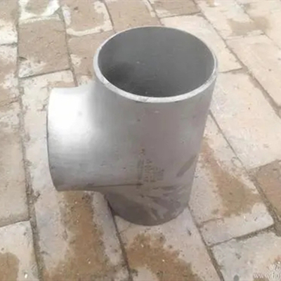 Galvanized Carbon Steel Tees SCH20-SCH160 Thickness for Industrial Use Seamless Pipe Fittings SS Reducing Tee 304 Stainl