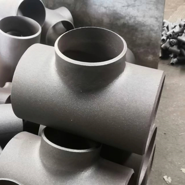 Galvanized Carbon Steel Tees SCH20-SCH160 Thickness for Industrial Use Seamless Pipe Fittings SS Reducing Tee 304 Stainl