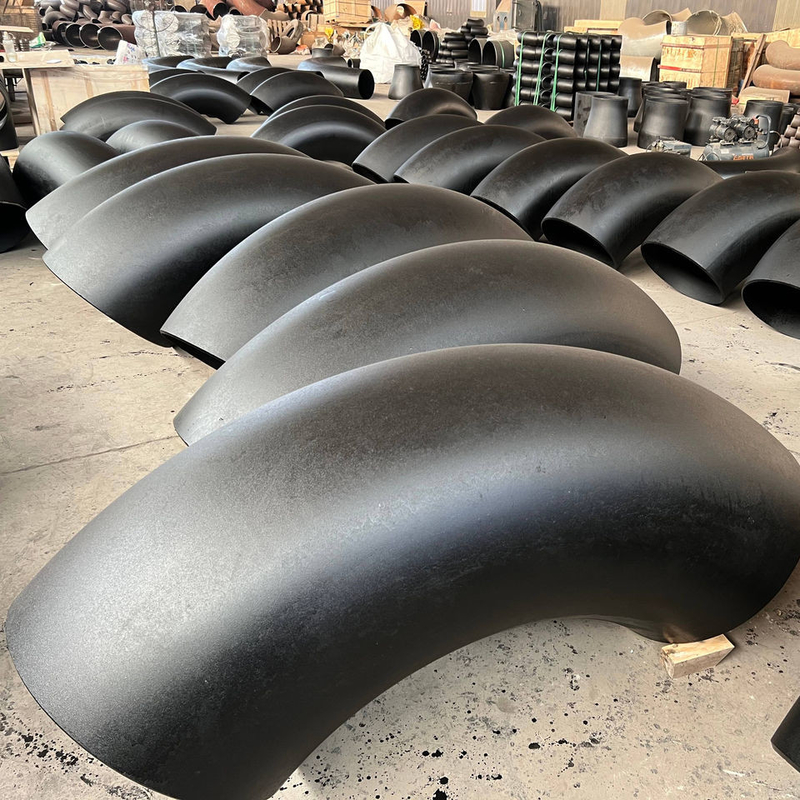 90/45/180 Degree Butt Weld / Socket Weld Seamless Bend Sand Blasting Black Oil Coating